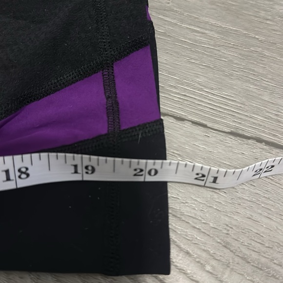 Lululemon Leggings  size 8 Black and Purple Leggings - Picture 6 of 9
